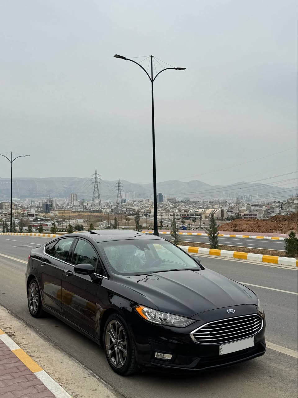 Ford Fusion 2019 (SE+) | 1.5T

فۆرد فیوشن ٢٠١٩ – SE+ فوول مواسەفات

سەیارەکە نموونەیە لە جوانی و پاکی، ماشاءالله
هەیکەلی وەک خۆی ماوەتەوە و بێ نووقسانی

📌 بۆیاخ:
• دەرگای پشتی سەکن
• چەملغی سایەق بێ ناوگرتن
• بێ ئێرباگ، پێش و پشتی کەپس

⚙️ مواسەفات:
• سڵایت
• بەسمە
• سێ شاشە + شاشەی گەورە
• کوشن جلد و شاموا
• ڕاداری کامل
• ڕاداری پێش و دواوە
• ئاوێنە شەفت، هیتەر و کارەبای
• تەحدید سورعە
• ناو کرێمی
• ئۆتۆ ستۆپ
• لایتی پێش LED + عەدەسە + زینۆن
• لایتی دواوە LED کامل
• لایت ئۆتۆ
• فوڵچەی جام ئۆتۆ
• برێک بەسمە و کارەبای
• کۆدی دەرگا
• سێ گێڕ: (عادی، لە سووکان، ئۆتۆماتیک)
• مواسەفاتی زۆری تر…

🛠️ دۆخی سەیارە:
• کامل سێرڤس کراوە
• هیچ نووقسانێکی نییە
• چوار تایەی تازەی لە ژێرە

📄 تۆمار و شوێن:
• ڕەقەم: هەولێر
• ڕەقەم و سەنەوی تازە
• تەحویل و غرامە بە شەرت
• ناونیشان: سلێمانی

📞 ژمارەی پەیوەندی:
0773 836 3591
0750 152 7025
——————————————————

Ford Fusion 2019 (SE+) | 1.5T

فورد فيوجن 2019 – SE+ فول مواصفات

السيارة نموذج في الجمال والنظافة، ما شاء الله
هيكلها كما هو محافظ عليه وبدون نواقص.

الصبغ:
• باب خلفي سكن
• رفرف السائق بدون ناوغرتن
• أمامي وخلفي كبس، بدون إيرباغ

مواصفات SE+:
• سلايد
• بصمة (Push Start)
• ثلاث شاشات + شاشة كبيرة
• مقاعد جلد وشمواه
• رادار كامل
• رادار أمامي وخلفي
• مرايا شفط، هيتَر وكهرباء
• تحديد سرعة (Cruise Control)
• داخلية كريمي
• أوتو ستوب
• ليتات أمامية LED + عدسة + زينون
• ليتات خلفية LED كامل
• لايت أوتو
• تحكم جام أوتو
• بريك بصمة وكهرباء
• كود الأبواب
• ثلاث قيادات: (عادي – على السوكان – أوتوماتيك)
• مواصفات أخرى كثيرة…

• مكملة سيرفس بالكامل
• بدون أي نواقص
• أربع تايرات جديدة تحتها

• الرقم: أربيل
• الرقم والسَنَوي جديد
• التحويل والغرامة بشرط

📍 الموقع: السليمانية

📞 أرقام التواصل:
0773 836 3591
0750 152 7025 السليمانية, العراق

