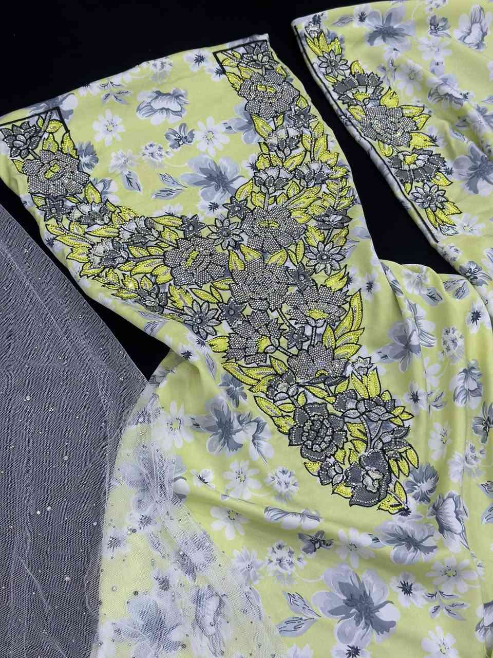 کۆڵیکشنی نوێی ڕەمەزان و جەژن✨💞
قوماش حەریر - نەدووراون 
بۆ نرخ مەسج بنێرن


**إذا كنت صاحب هذا الإعلان وتريد حذفه لأي سبب، رجاءا أرسل رسالة إلى الدعم الفني**