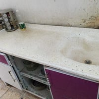 كاونتر مرمر • ٢متر • أضرار بسيطة