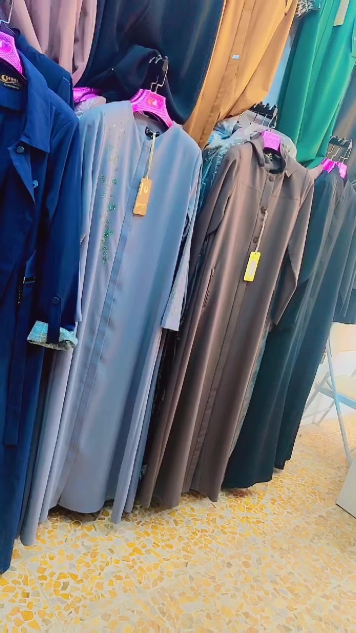 تصفية محل 💔
عروض الجمعة 🔊🔊
اي قطعة داخل المحل بسعر الجملة على ٣٥ الف فقط 💵
اي بروش على ١٥٠٠ فقط 💵
اي جزدان ب ٣ الف فقط 💵
اي إشار صغير او كبير على ٤ الف فقط 💵
المحل يفتح من العاشرة صباح 
لحكو العرض 💵💵


**إذا كنت صاحب هذا الإعلان وتريد حذفه لأي سبب، رجاءا أرسل رسالة إلى الدعم الفني**