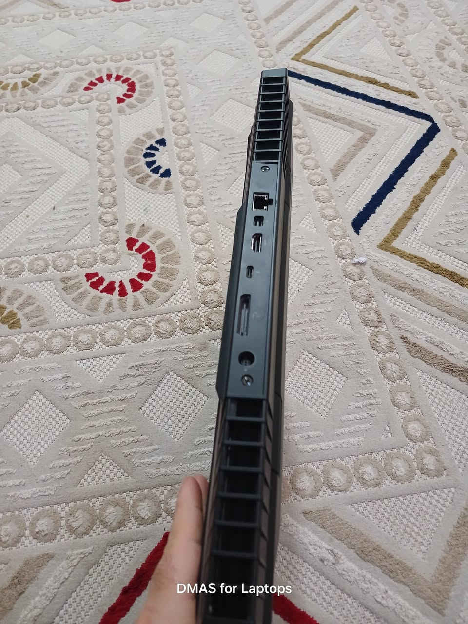 السلام عليكم
لابتوب ديل النوير كيمينك مستخدم
اقوی و اعلی فئة من كرت شاشة خارجي GTX
السعر: 780 الف ثابت 
*********** واتس اب
للحجز او استفسار

💻 لابتوب: ديل Alienware 17 R5 گيمينگ مستعمل
📺 الشاشة: 17 إنج QHD (2K) 120Hz
⚡ المعالج: i7-8750H الجيل الثامن
🧠 الرام: 32GB DDR4
💾 الخزن: 1TB HDD + 500GB SSD NVMe
🎮 كرت الشاشة: GTX 1080 سعة 8GB
🔌 الشاحن:  330 واط
⌨️ كيبورد: RGB
توصيل متوفر
