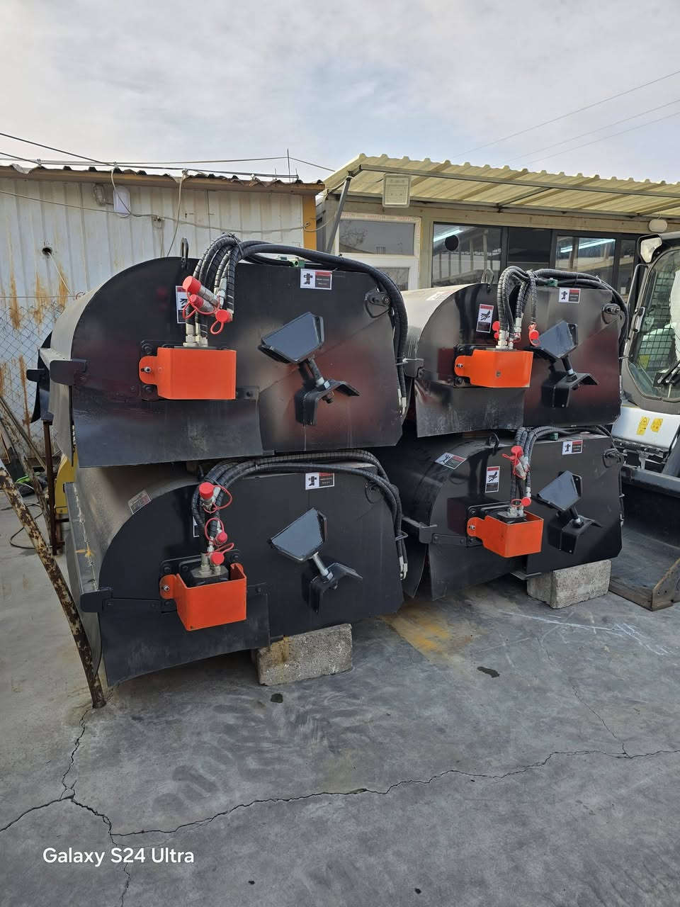 مگنصە  جدید  للبیع   مودیل  2026  زمان  سنە  سعر  28$ورقە  فقط  مکان اربیل   ***********  واتساب
