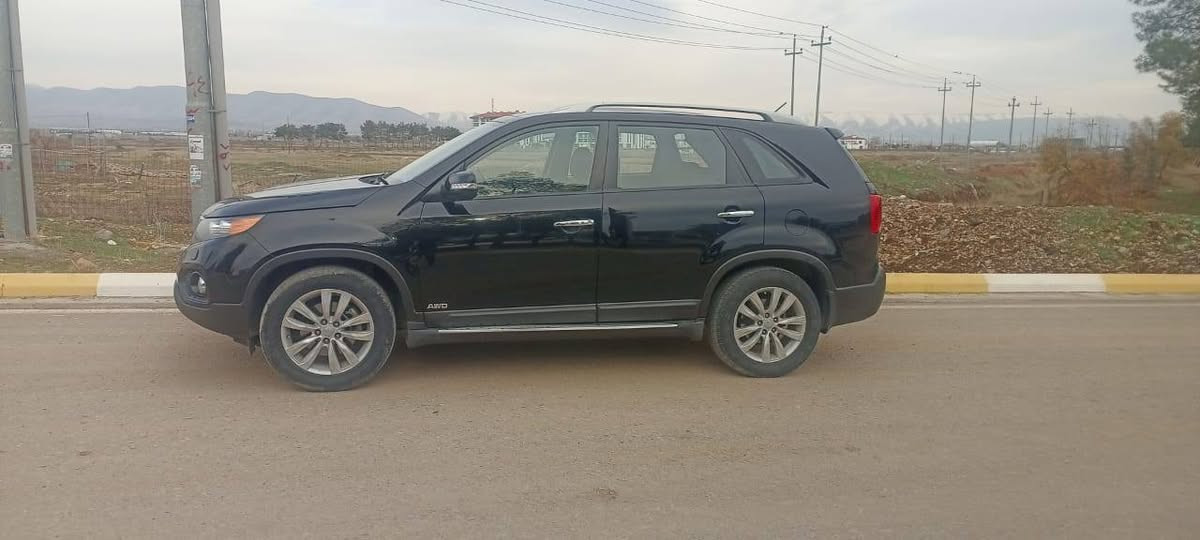 کیای سۆرینتۆ ی 2012 بێ بۆیاخ
پانۆراما و کوشین جلد و بەسمەو دەبڵ ئەکسل و حاسەو کامێرا و حەوت نەفەری و گێڕو مەکینەی بەشەرت نەکراوەتەوە و سەنەوی تاوەکو مانگی یانزەی 2026 تازەیە و 241 هەزار ڕۆشتووە
نرخ : 145 گەڵاو مەجال
شوێن : سلێمانی 
ژ.م : ***********
