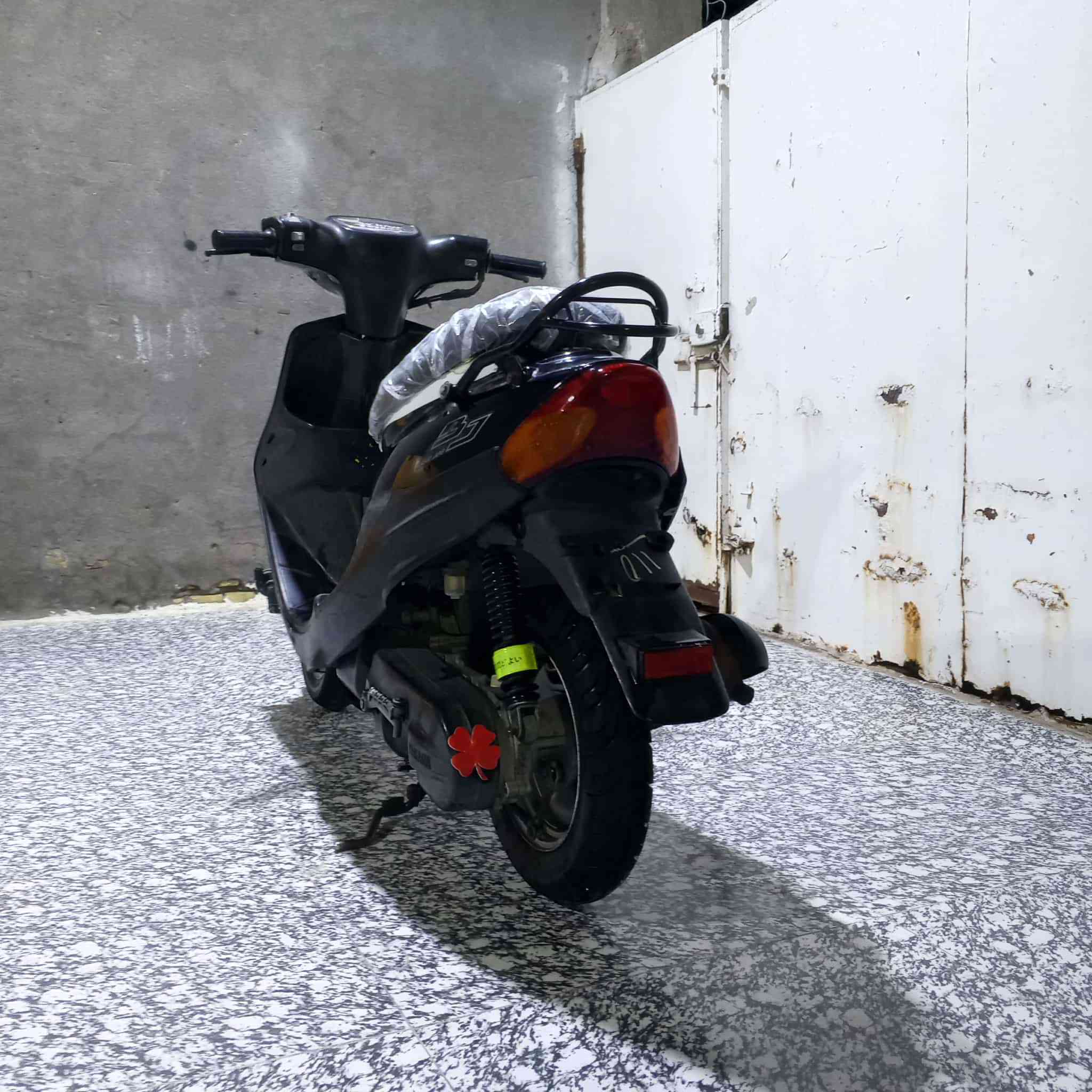 سلام عليكم دراجه 9زروف للبيع كله شغاله من طول لطول ما صاله هواي من طالع ***********
