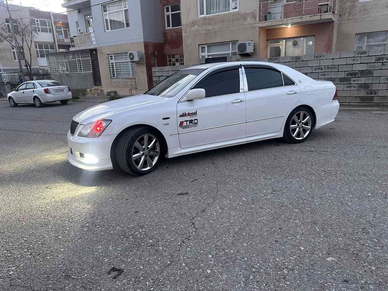 شاهینە مووس ٢٠٠٧ سپۆڕت بچوک بە گەورە  سێدوگمەیە بەشەرتی گێڕو مەکینە یەکپارچە بۆیاخی ئەوروپایە کۆدی هەیە نرخ ٦٨ گەلاو کەمێک معامەلە ***********
