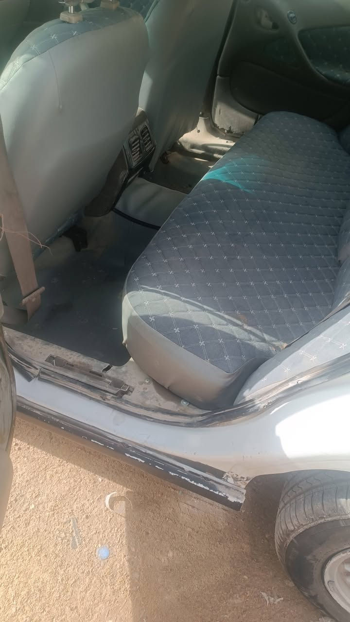 شوفر ليت لومينة مكينة ملكة 2400
ابيض تترقم كربلاء مكانهة نجف كوفة 
***********
السعر 32$ وبيها مجال
