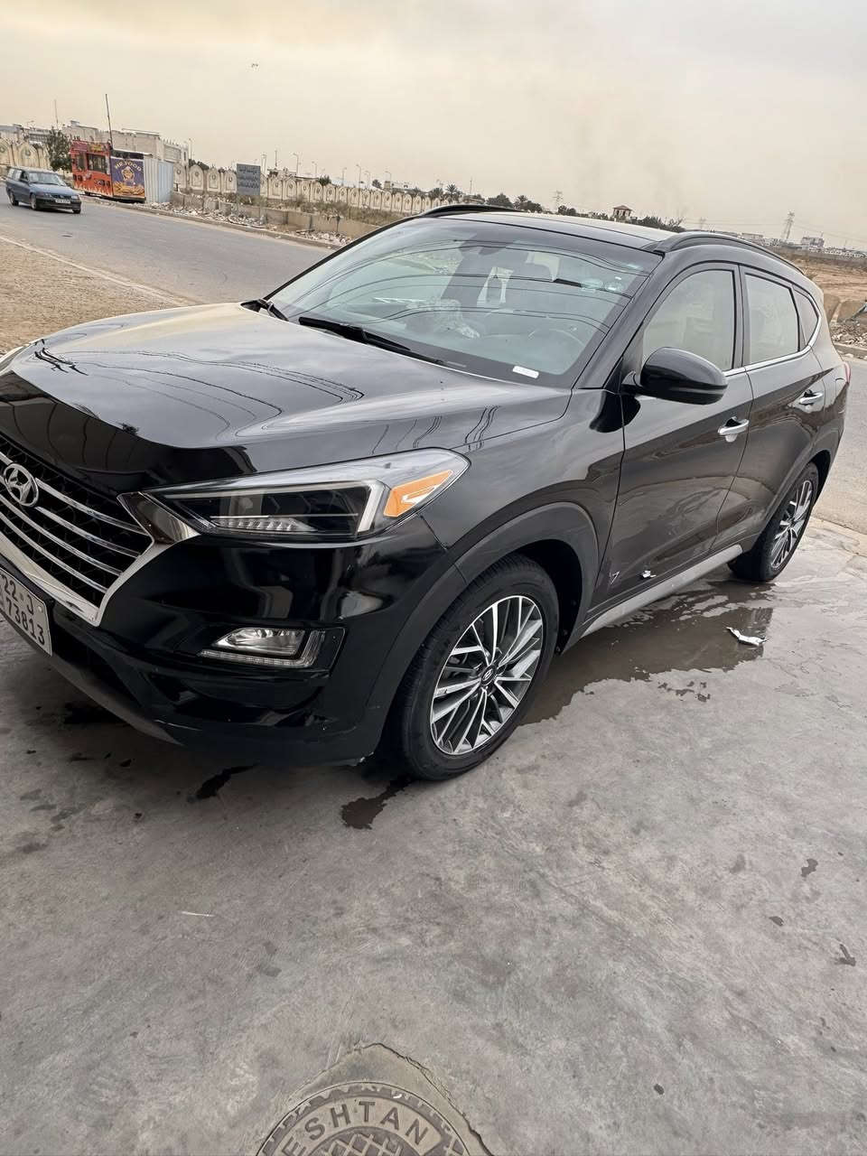 مرواس ب جارجر
سلام عليكم 

توكسان 2021 لمتتد 

بانورامه 

تدفئه تبريد 

كشنات تدفئه تبريد 

تحديد مسار 

مانع انزلاق 

رادارات 

كامرات ٣٦٥
لد ابيض  

تدفئه مقاعد خلفيه  

جنطه كهرباء 

السياره فول موصفات وكامله من كلشي اي نقص ما بيه 
صورا الحادث بل منشور قطعتين فقط 

*********** واتساب فقط
