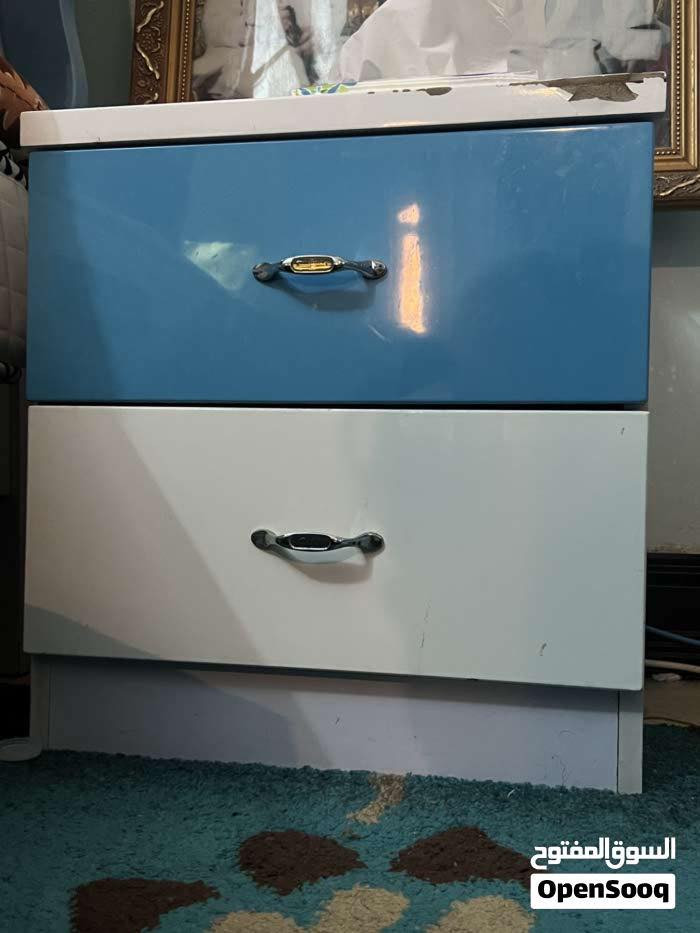 غرفتين نوم اطفال بسعر ٥٠٠ الف
سرسرين حجم نفر ونص

كنتورين سعه 3 ابواب 

ميز مكتبي واحد

معرض عدد 2

علاكه ملابس عدد 2

ميز جربايه ٢

نظافه ٧٠٪؜

***********

مركز البصرة
