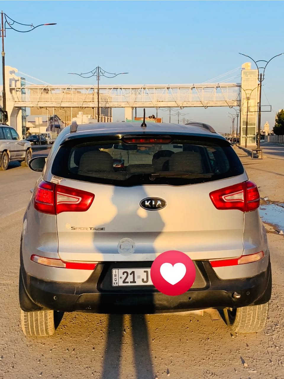 السلام عليكم …..
كيا سبورتج (2011)..
سياره خليجي مكينه (2000)دوش 
سياره رقم سليمانيه  سنويه لل٢٩
لون رصاصي بيه قطعتين صبغ بدون ضربه بدون دواخل 
سياره مسويله ادامه كامله (حمام.نوزل.بلكات.)كله جديد 
صدر امامي خلفي تخم تاير خير من الله 
للبيع سعرها (١٢٩)وبيه مجال 
‎***********رقم الهاتف
