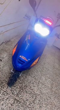 دراجه فراشه للبيع نظيفه جديده تخم تاير جديد سعر خاص او تواصل 077451706...