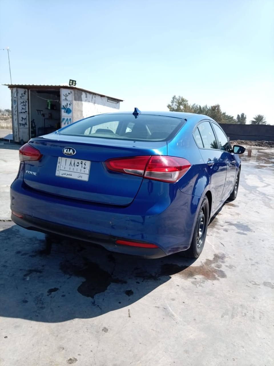 فورتي ٢٠١٧ حلة
وارد امريكي ضرر جاملغ ايمن 
السعر 117
الاستفسار ***********
***********
