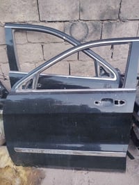 بيبان عدد ٤ وقبغ جنطة للبيع سعر القطعة ١٢٥ مكان الزعفرانية للعلم شخظ م...