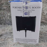 عازل صوت • مايك • حجم كبير