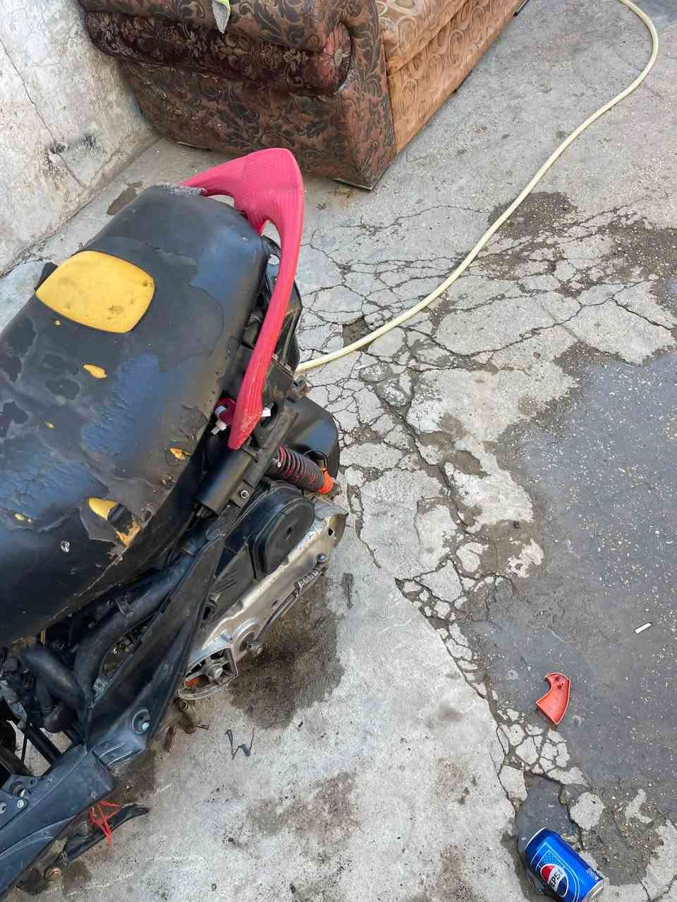 سلام عليكم شباب دراجه ماكس عدله للبيع سعره 400وبيه مجال نقصه سلف ويدات سلف ي نقص مابيه دراجه مكينه بلدي مامفتوح جيب فيتر وفحص وهذ رقمي***********المو شري اليطبلي ويتعبني رجأن🤍.
