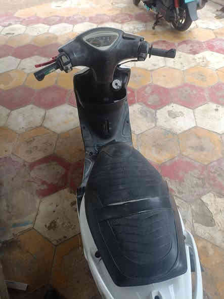 سلام عليكم
ماكس عدله للبيع 
بوشه ٥٥ نكره سلف 
كلشي بيه جديد 
توتير جلاتين وياله نجمه 
دبل خلفي رياضي 
كزوز حلزوني 
سبعه ومعدل كلش قويات 
دراجه ماناقصه برغي كهربائيات شغاله 
السعر ٦٠٠وبيه مجال مكاني سوك الشيوخ 
***********
