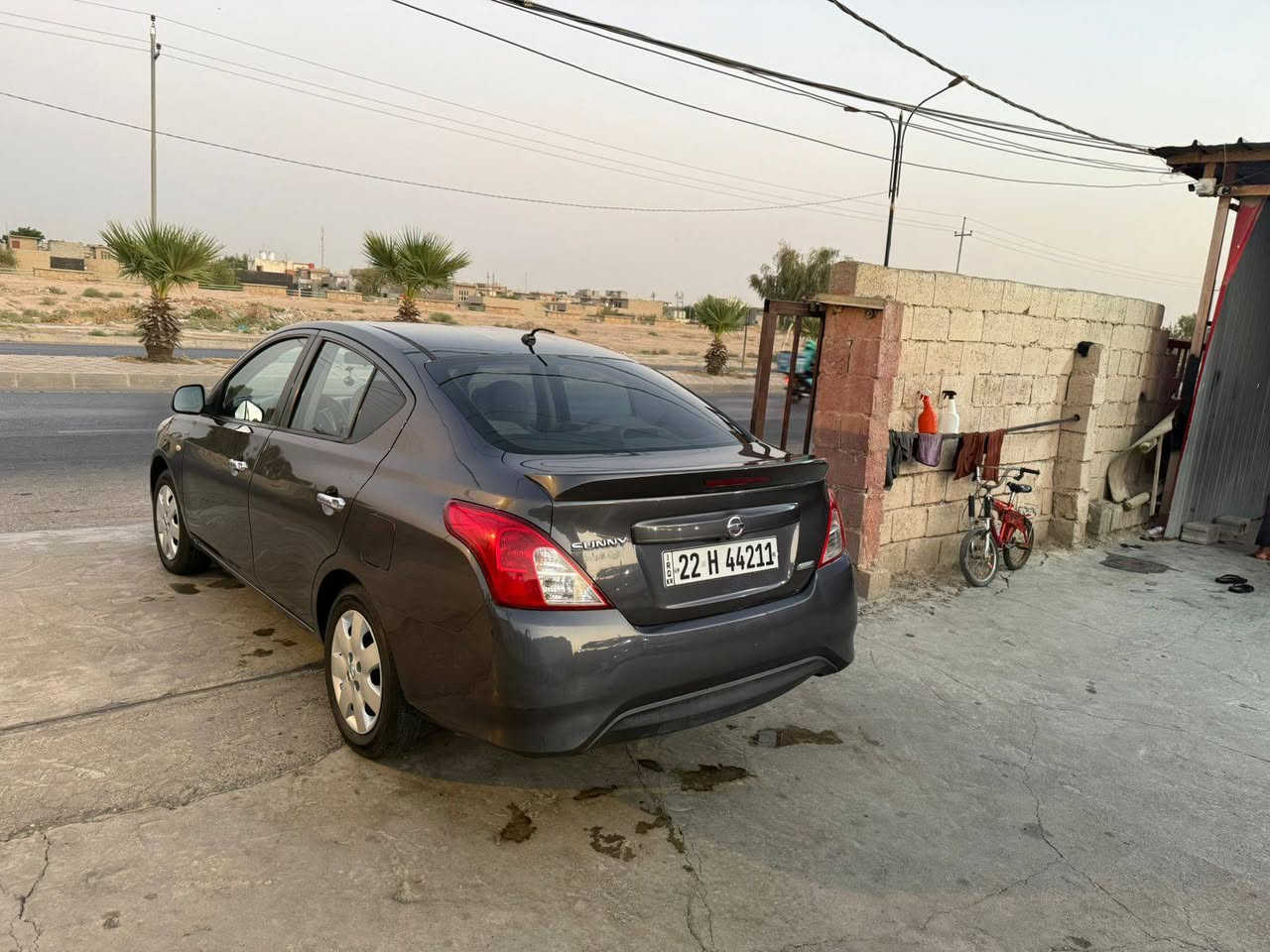 نيسان سني هندي 2016 لون نفطي للبيع سياره باسمي شرط تحويل بدون صبغ مكان كركوك بي كوبون بنزين رقم موبايل 
*********** كركوك, العراق
