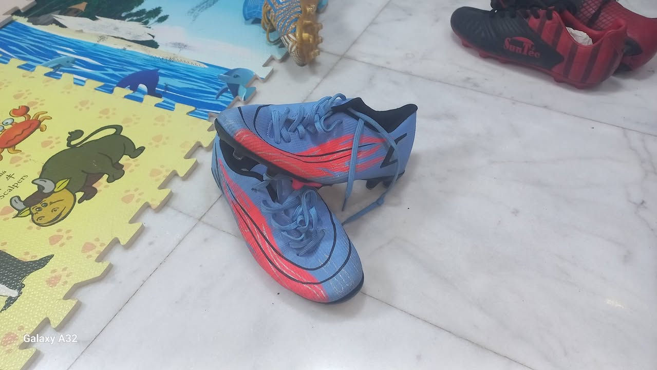 حذاء قدم استد السعر١٥ ألف ناحية الإمام ***********رقم يوجد توصيل جميع المحافظات سيد حسن
