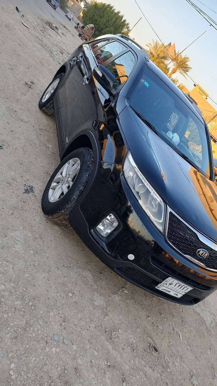 سورنتوا 2015 سياره جديدة وجاهزة من كلشي مكينة وكير وحدادية وتبريد وتدفئة وتخم تاير كله جديد ثلاث قطع صبغ جمالية مكفولة من ايه حادث ومن ايه ضربة ومن ايه داخل بدون إرباك ليبل واحد السعر 117 رقم بغداد بأسمي مكينة 2400 شاشة تاب كامرة مكان السيارة حلة رقم الهاتف ***********
