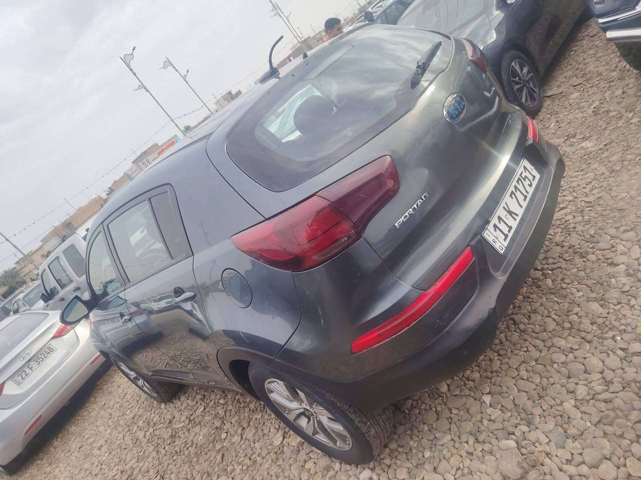 سبورتج موديل ١٤
وارد أمريكي ضررها بنيد وقبق جنطة فقط
رقم بغداد عنواني واسط الصويرة
السعر ١٢٥ وبيها مجال
للإستفسار الاتصال على الرقم
***********
