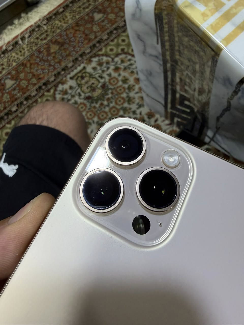 سلام عليكم للبيع فقط ايفون 16 برو ماكس
256 لون شمباني بطاريه 94 مشحون 331 غراضه كارتونته كامله ضمان ماستر بعده بالضمان 
الجهاز كلش جديد زلغ واحد مالي 
1325 وبي مجال قليل مكاني بغداد شقق زيونة
***********
