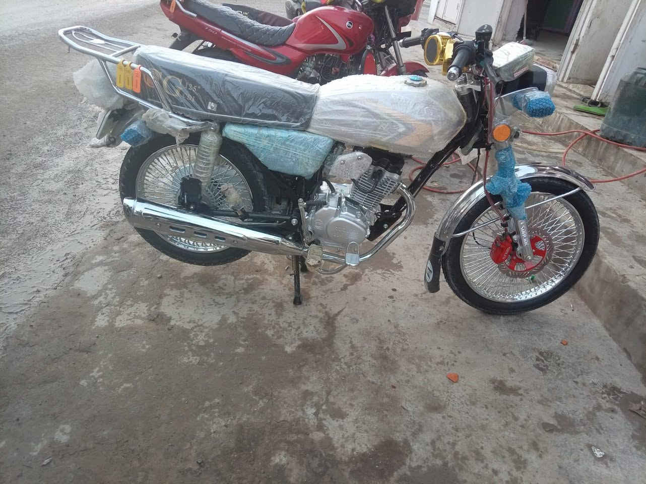 البع يرني تاير مشتغله يومين سعر 800بي مجال ***********
