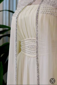 فستان عقد قران ملبوس مرة