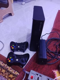 اكس بوكس • يدين • مع العاب