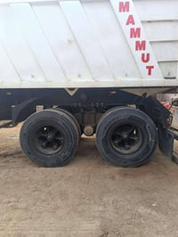 للبيع عربانه ماموت إماراتيه مديل ٢٠١٣رقم 07767896903