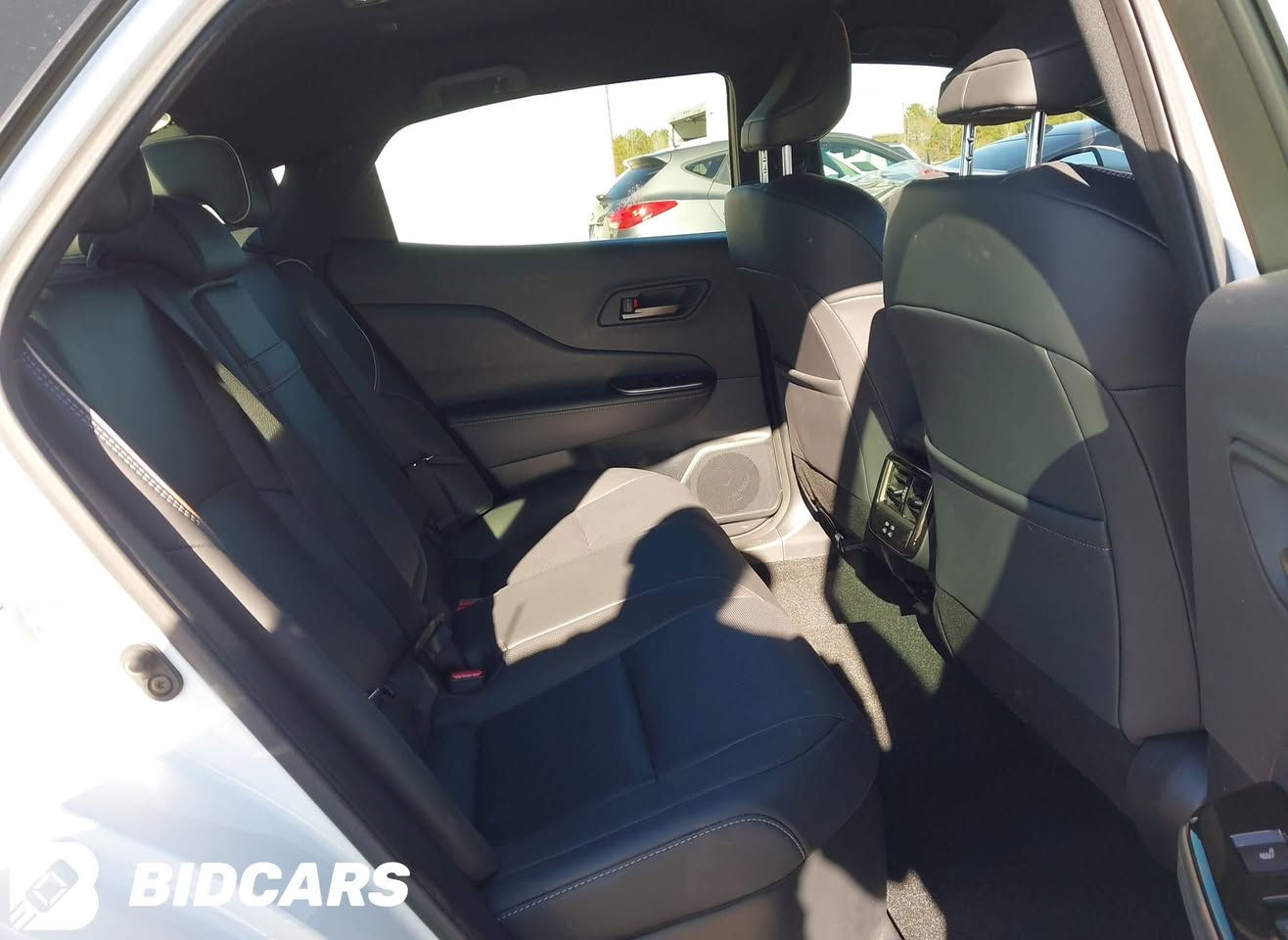 سلام وعليكم موديل 25 السعر واصل بغداد260وياهه غرضهه ***********
