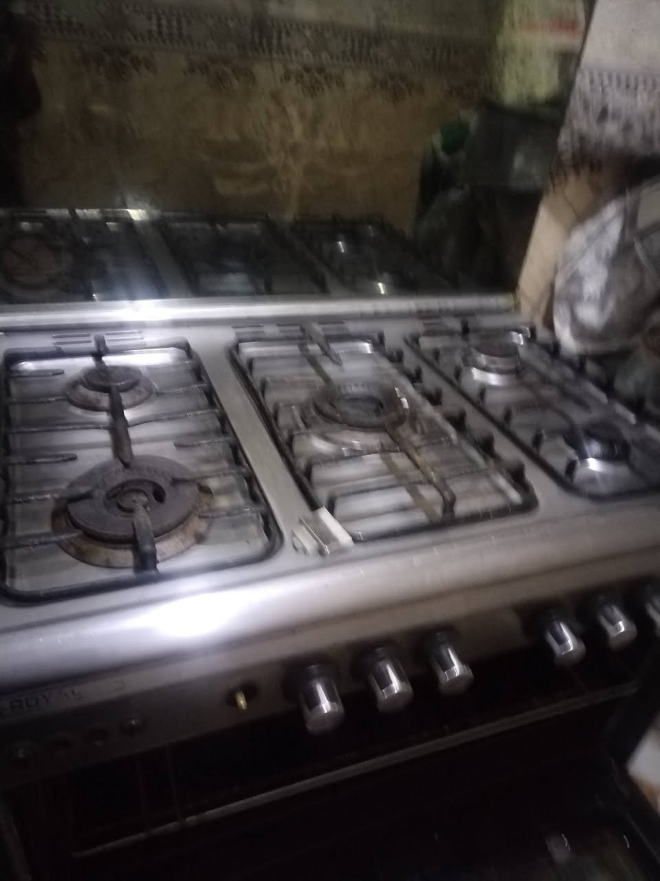 طباخ للبيع خمس عيون نظافه ٨٠ ب الميه السعر ١٠٠ وبيه مجال


**إذا كنت صاحب هذا الإعلان وتريد حذفه لأي سبب، رجاءا أرسل رسالة إلى الدعم الفني**