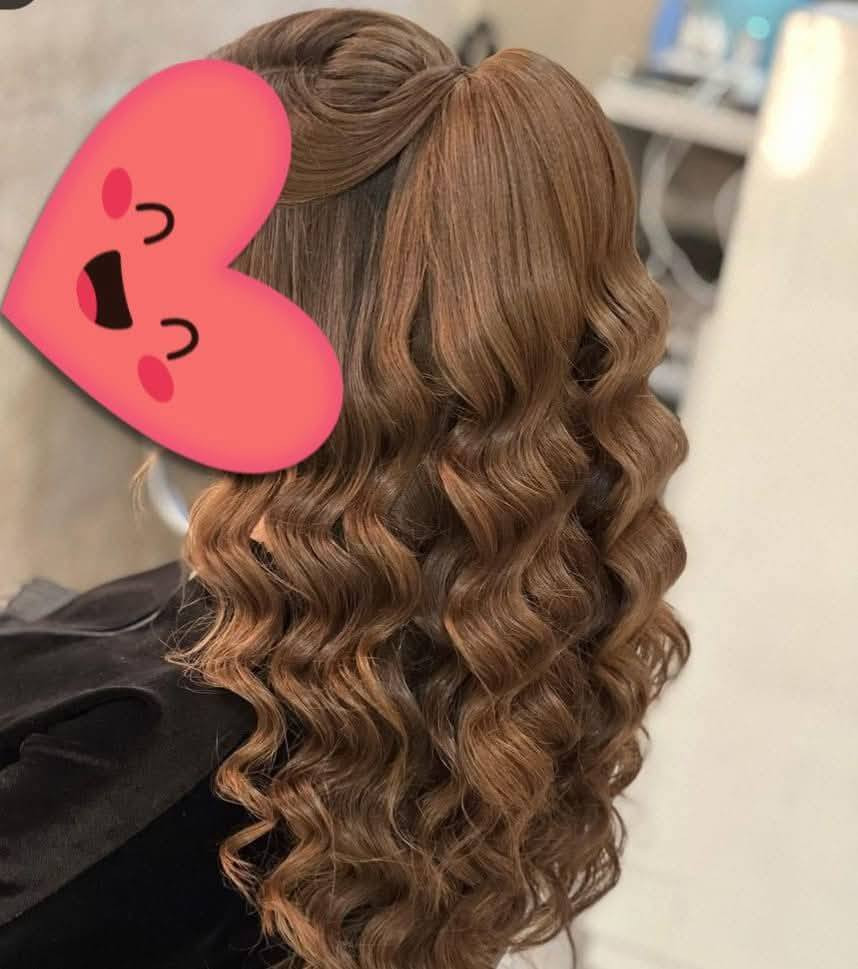 كل عام وانتم بالف خير من صالون لمسات الخليج يوجد عروض لدينا من يوم الاثنين لغايه يوم الخميس بمناسبه العيد العرض الاول وجه وحواجب وزائد تنظيف بشره 15 صبغه تبدا من 20 لغايه 30 بروتين للشعر يبدا من 25 لغايه 75 تنظيف قدم 10 تنظيف ايد خمسه رموش 10 طبيعيه اكريليك مغناطيسي 10 قص الشعر مع استشوار 10 ويوجد تركيب شعر طبيعي اسعار مميزه مكياج مدعوات 15 عروسه 100 العنوان حي المهندسين مقابل مدرسه الغفران الموصل باداره نرمين المصريه مع تحيات صالون لمسات الخليج/الاتصال على هذا الرقم//***********
