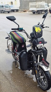 ماطور شحن هيوشا للبيع ٥ بطاريات جديد موديل 2025 النضافه مثل ما موضح بص...