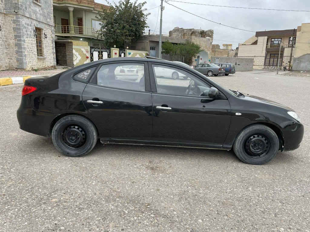 هۆندای ئاڤانتی 2009  سلاید مەکینە 16دەکشن بەزر  پشت و پێشی لێداوی نیە سەقفی وەکو شوشەیەی بەشەرشتە بێ بۆیاخ و بێ چاڵە  سوکان ڤولێوم تاک گێچە کوشن جلد و هیتەرە تەبریت لەمسە  نرخی 47 گڵاو معامەلە 
*********** السليمانية, العراق
