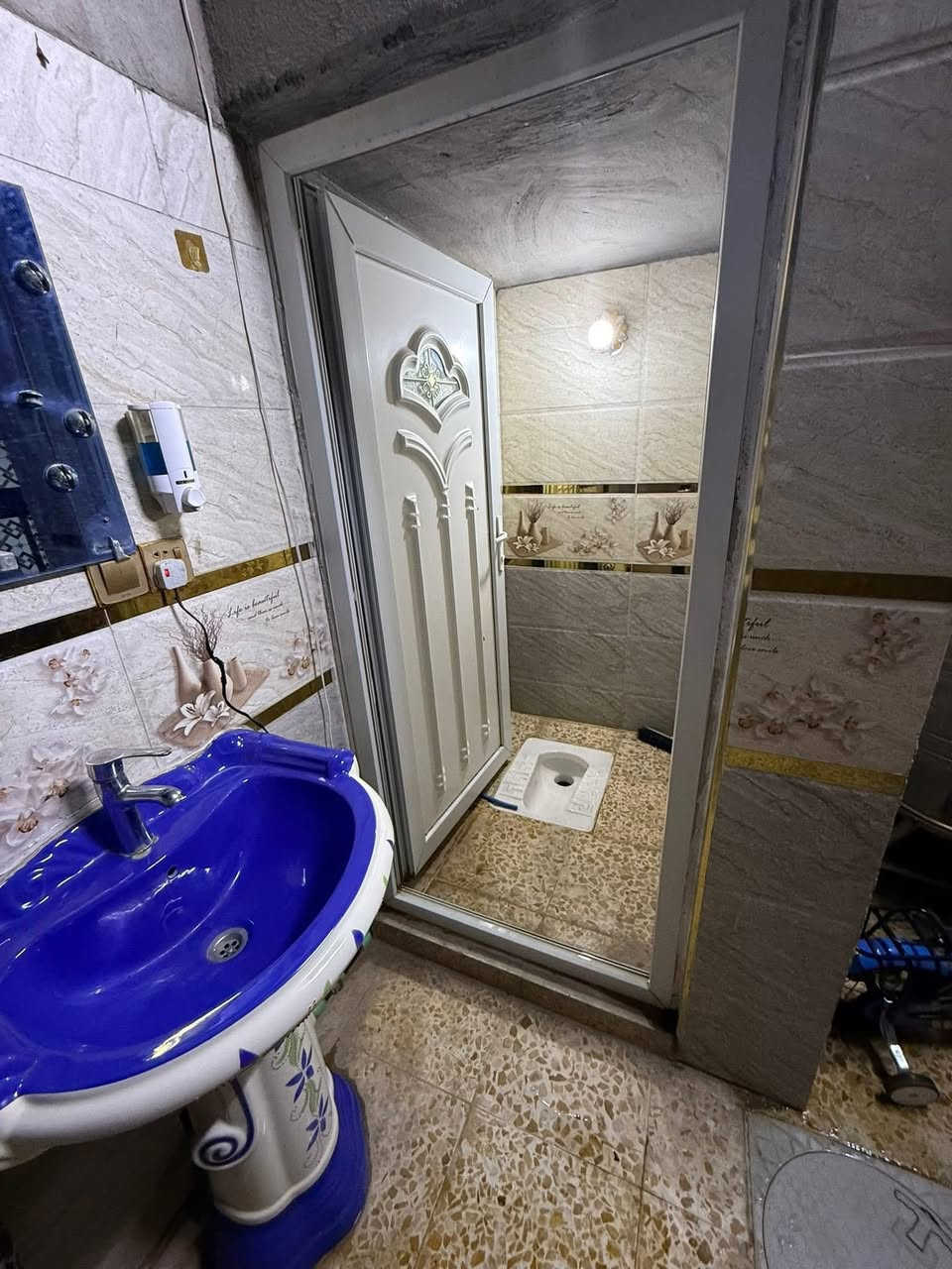 ياالله 🙏سلام وعليكم بيت 🏠البيع 🏠 مطلوب قرض 🔙سكان موقع البيت 🏠 بغداد الحسينية 🏡منطقة الثلاثينات قرب مطعم جكن 🔜 
‏استفسار رقم تلفون اتصال  📞 ***********
