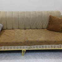 كنب • صوفا