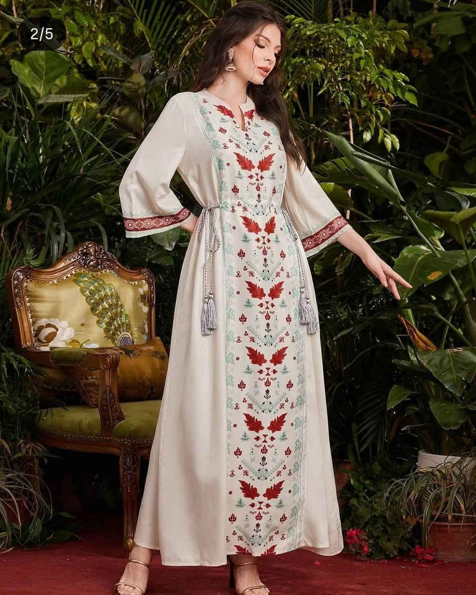 متوفره بلون السمائي والوردي الفاتح 
قياس السمائي مديم 
الوردي سمول


**إذا كنت صاحب هذا الإعلان وتريد حذفه لأي سبب، رجاءا أرسل رسالة إلى الدعم الفني**