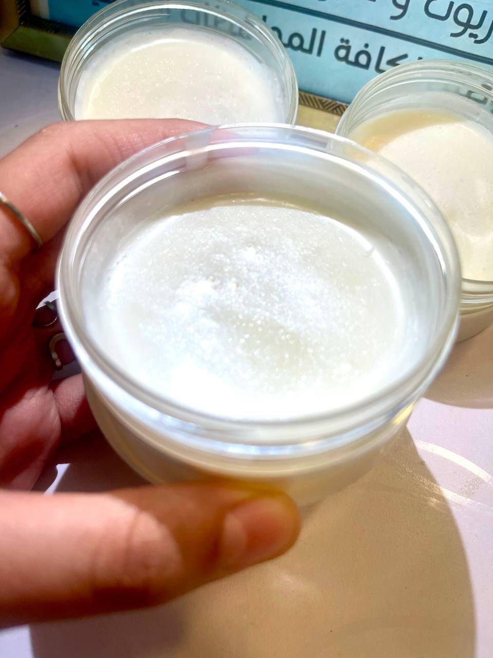 زبدة الجسم (زبدة الجسم هي مرطب كثيف وغني يعمل على تغذية البشرة بعمق، حبس الرطوبة، علاج الجفاف الشديد والتشققات، وتنعيم المناطق الخشنة كالركب والأكواع. كما تحمي الجلد، تزيد مرونته، تقلل علامات التمدد، وتمنح ملمساً حريرياً ومظهراً صحياً مشرقاً. )سعر العلبة ب5 آلاف
 https://t.me/jjInAFi3cq0wNzdi
تلكرام 
https://www.instagram.com/5x51887?igsh=bTdxcmozYmpmdTAw
انستغرام 
@إشارة


**إذا كنت صاحب هذا الإعلان وتريد حذفه لأي سبب، رجاءا أرسل رسالة إلى الدعم الفني**