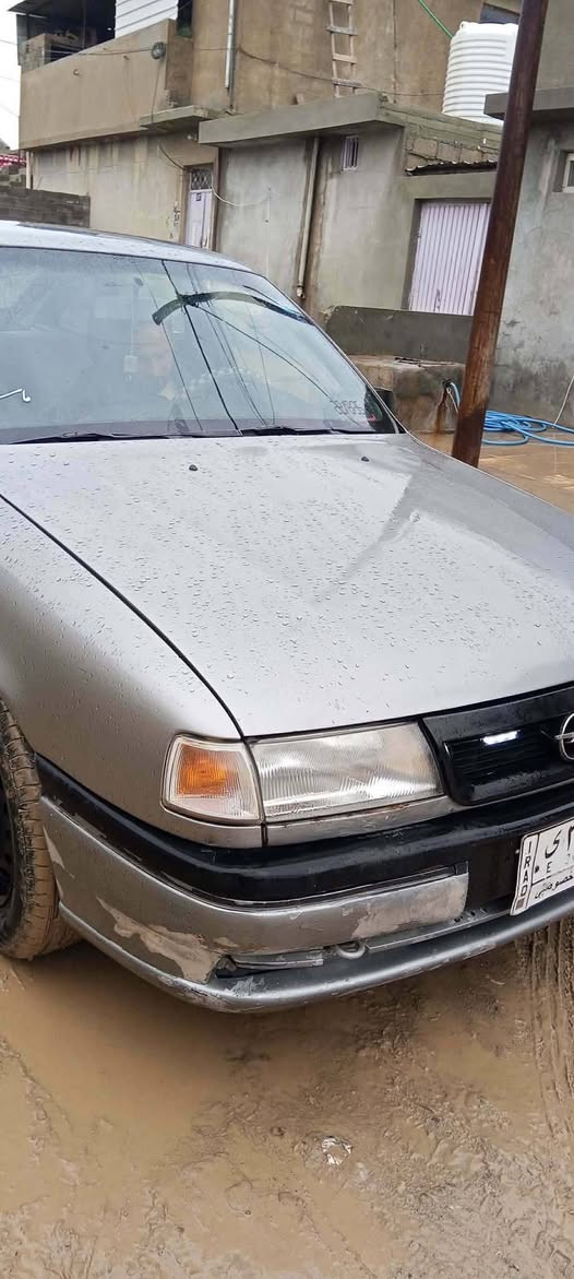 السلام عليكم.
سيارة اوبل فيكترا موديل 1993 صبغ جمالية 

طخة خفيفة بجاملغ الخلفي
كوبون بانزين موجود 
وشرط التحويل 

السعر 35 $

وبيها مجال بسيط 

باقي التفاصيل على الخاص والرقم 

***********
