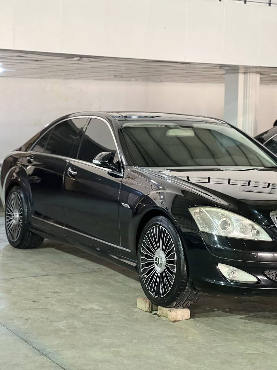 مازريس:بؤفروشتن؛فول فول2009/دارو بةرد بةشةرت)دةبل هةوا)كامل حاسة؛6بستؤن350)سةقفوو حيزام بةشةرت)ساغ)!پةلة پةلة بؤياخي هةية)پيشو پشت بةشةرت؛)بؤ زانياري(پةيوةندي بكةكة((***********
