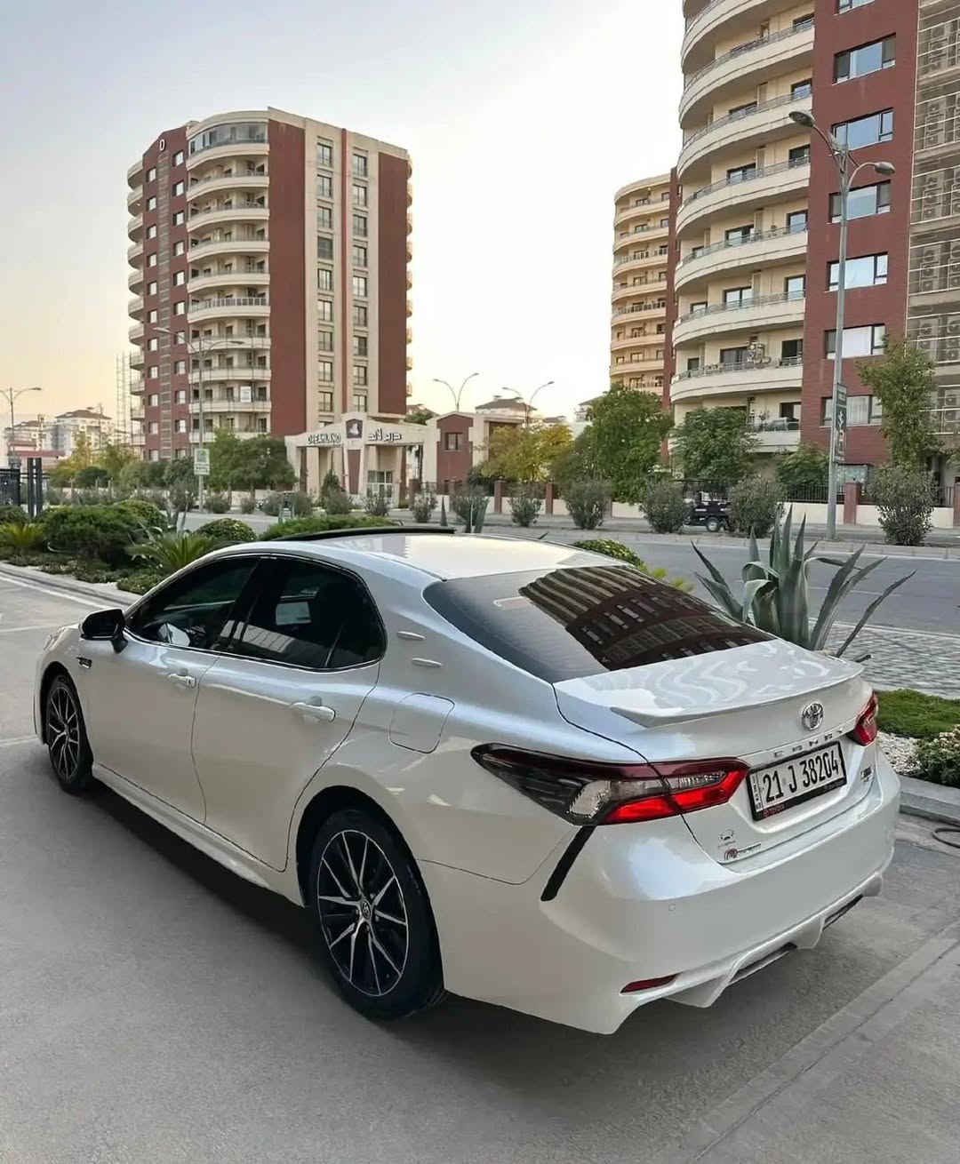 سلام عليكم كامري SE
خليجي قطعه نادره وقليله جدا
 فول 2023 مواصفات اعلى فئه شكلها تختلف عن باقي الكامريات بيها ضمان شركه ماشيه ٥٠ الف سيرفس کامل من الشركه بصمه سلاید کشنان كهرباء

شحن واير ليس ترحيب كامري بلدوسات برده کهربائيه بلادي كير عل ستيرن رياضي

بريك بصمه ۳ وضعيات قياده لدات امامي وخلفي وبجم زينون بلادي وبلاجكتور ليد مري شفط GPS

سياره کولش حلوه وجديده بحالة الوكاله

مكفوله من الصبغ والتبديل حتى الدعاميات كير ومحرك بشرط سبير منازل غراض شركه وياها ارقام سنويه جدیده

السعر 215$


**إذا كنت صاحب هذا الإعلان وتريد حذفه لأي سبب، رجاءا أرسل رسالة إلى الدعم الفني**