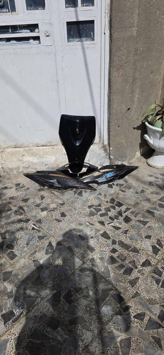 السلام عليكم حبايب كفرات ماكس عدلة ابلاد ختم واحد علة 50الف الزوج ول كرزي مال منغولي 35 
مكاني ميسان مغربة توصيل موجود ***********
