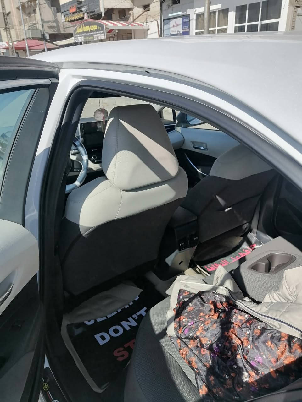 سلام عليكم كورلا خليجي رقم سليمانيه فول موصفات موديل 2022 مكفوله من الصبغ والشخوط فقط بارد حك اصبع كما امبين بالسونار سنوية وهزة جديده الحد 2028 ماشية 42 محرك وكير وصدر وتبريد كله بشرط ما مفتوح بي برغي تخم تاير جديد السعر 172 وبيها مجال بسيط رقم تلفون ***********
