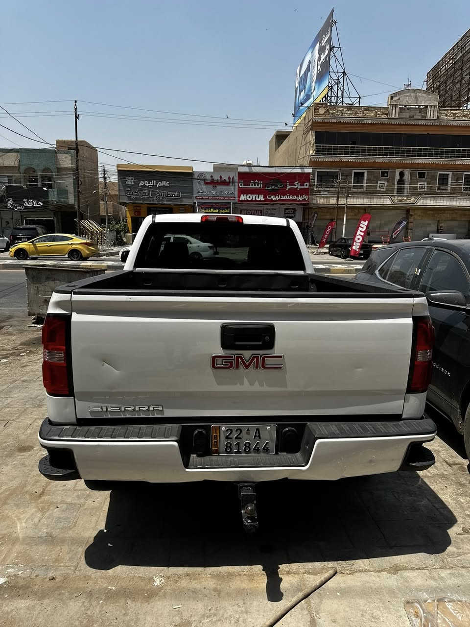 للبيع او مراوس GMC سيرا 
موديل 2017
محرك 5300
تاير صدر جديد 
السياره حلوه وكامله من كلشي 
كهربايات شغاله 
رقم اربيل الرقم النكليزي  
هزه جديده 
السنويه باسمي يعني تحويل مباشر  
صور السونر مرفقه 
السعر اتصل وتدلل
مكان السياره بغداد السيديه 
***********
