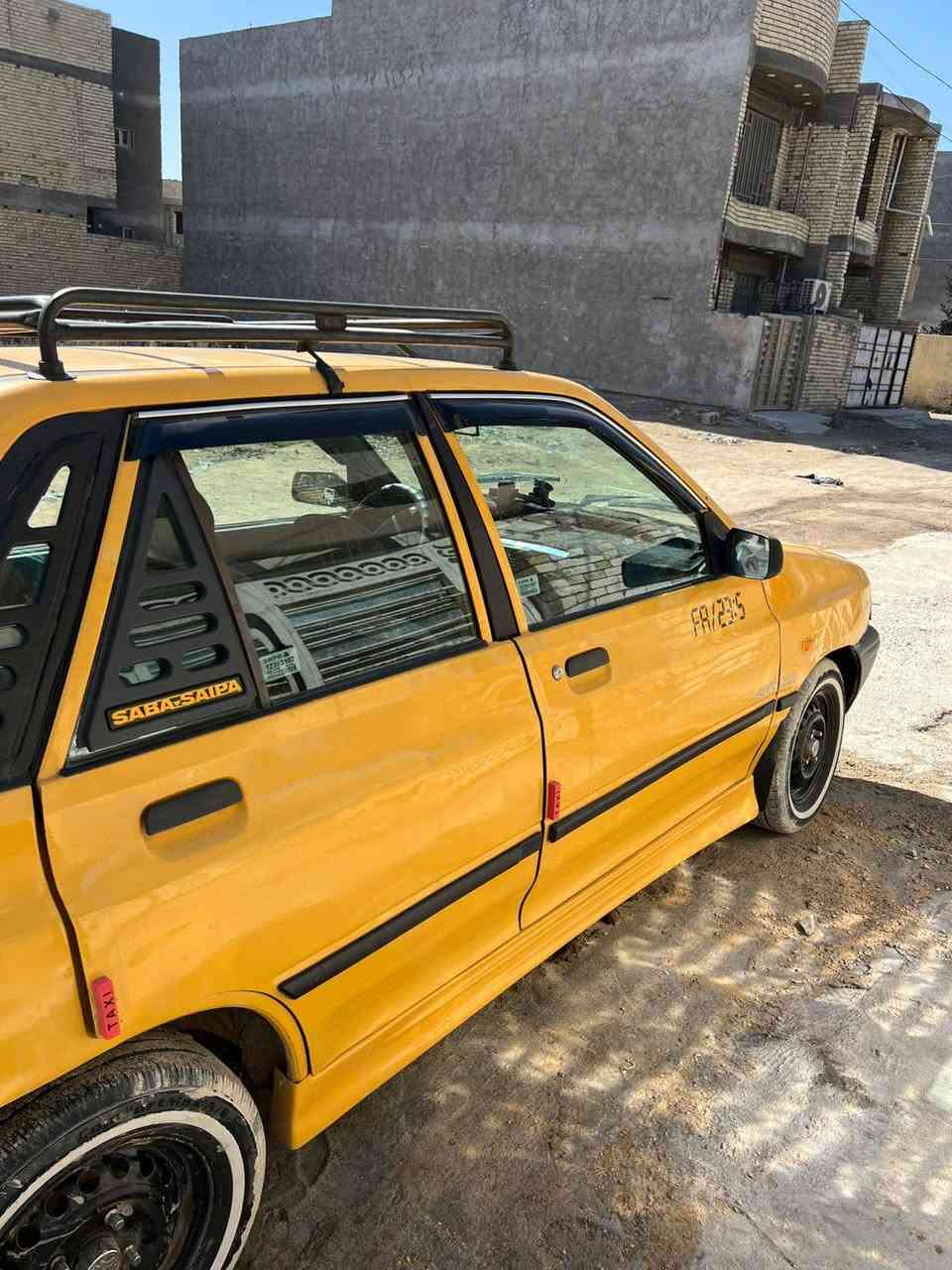 سايبا.. 2010.
كير ومكينه مكفولات.
تبريد شغال. كهربائيات كامله.
دوشمه جديده. ارضيات جلد.
ما نقصها اي شي. سعر 30
وبيها مجال حك الجيه 
رقم الهاتف ***********.
