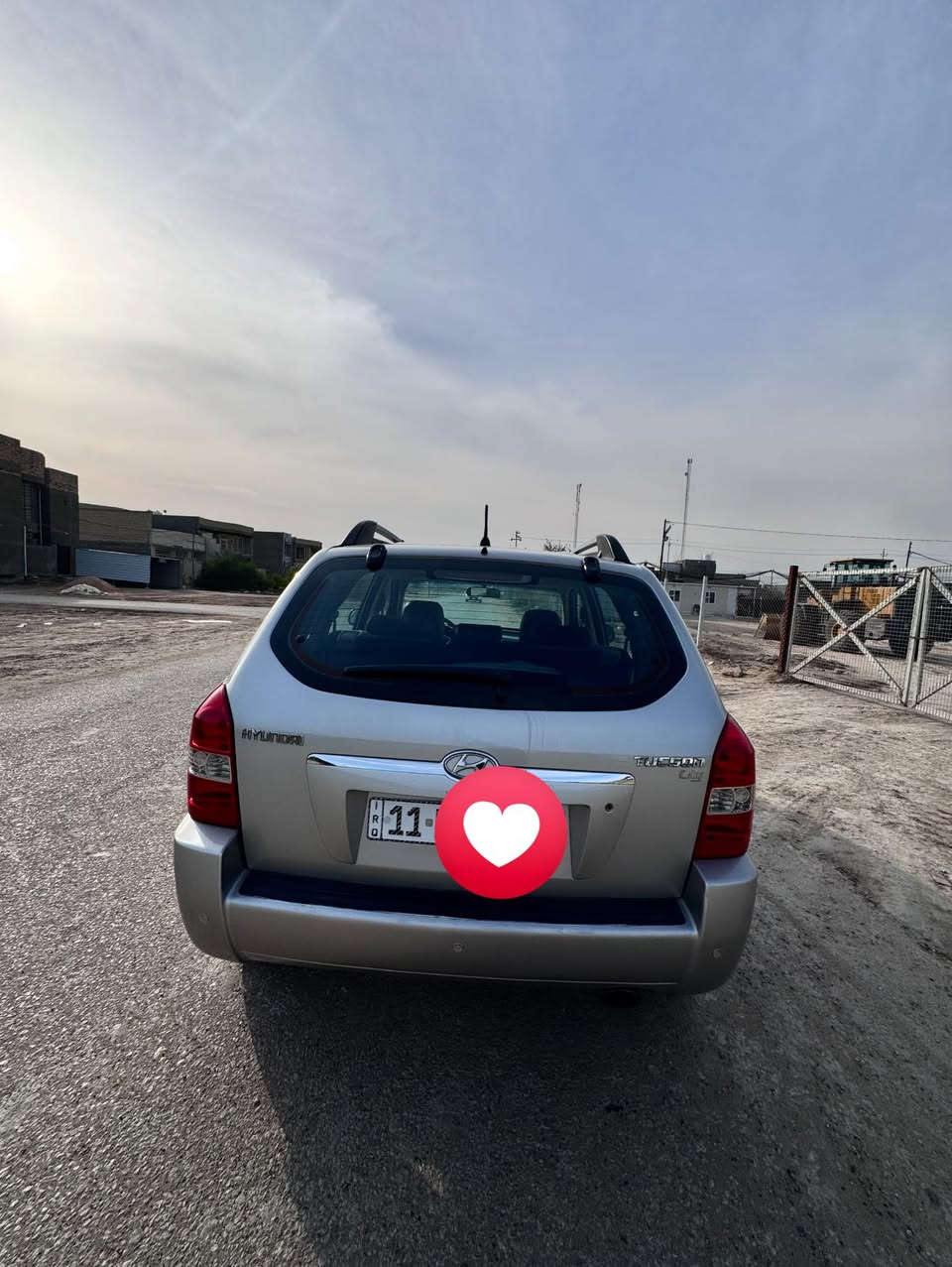 السلام عليكم للبيع 
توسان 2009
السيارة مكفولة كفالة عامة من الصبغ والتبديل والبارد والتكحيل والشخوط حتى دعامياتها
ماشية 124 الف كيلو متر
السيارة كلش جديدة حيل على وضع الشركة
رقم بغداد بأسمي
فول السيارة
فتحة
سعرها 127
***********
مكانها بابل
