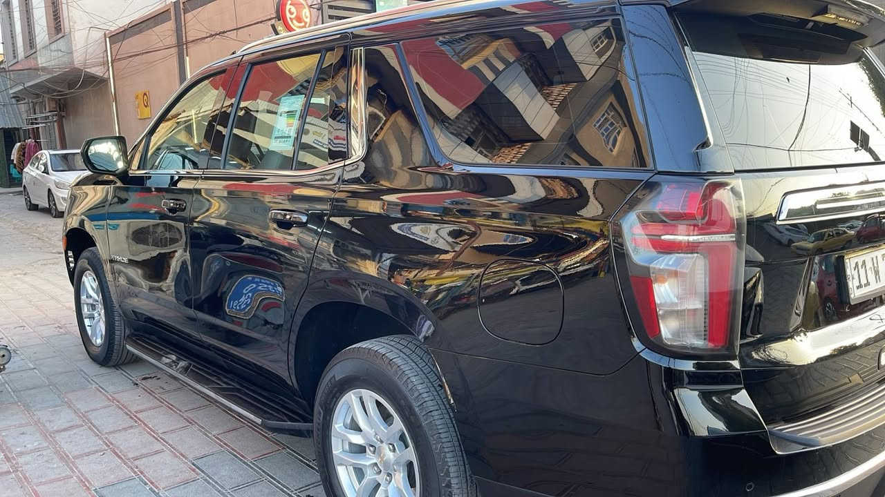 السلام عليكم تاهو خليجي موديل 2024 خليجي وكالة المنصور بعدها بالضمان ماشيه (21) الف فئة (Lt) مواصفات معروفه معروفه رقم بغداد باب السايق مصبوغ والجاملغ بارد السياره عليها ppf من المندلاوي السياره جديده جدا للبيع فقط السعر (51) الف دولار 510 ورقه للاتصال ***********
