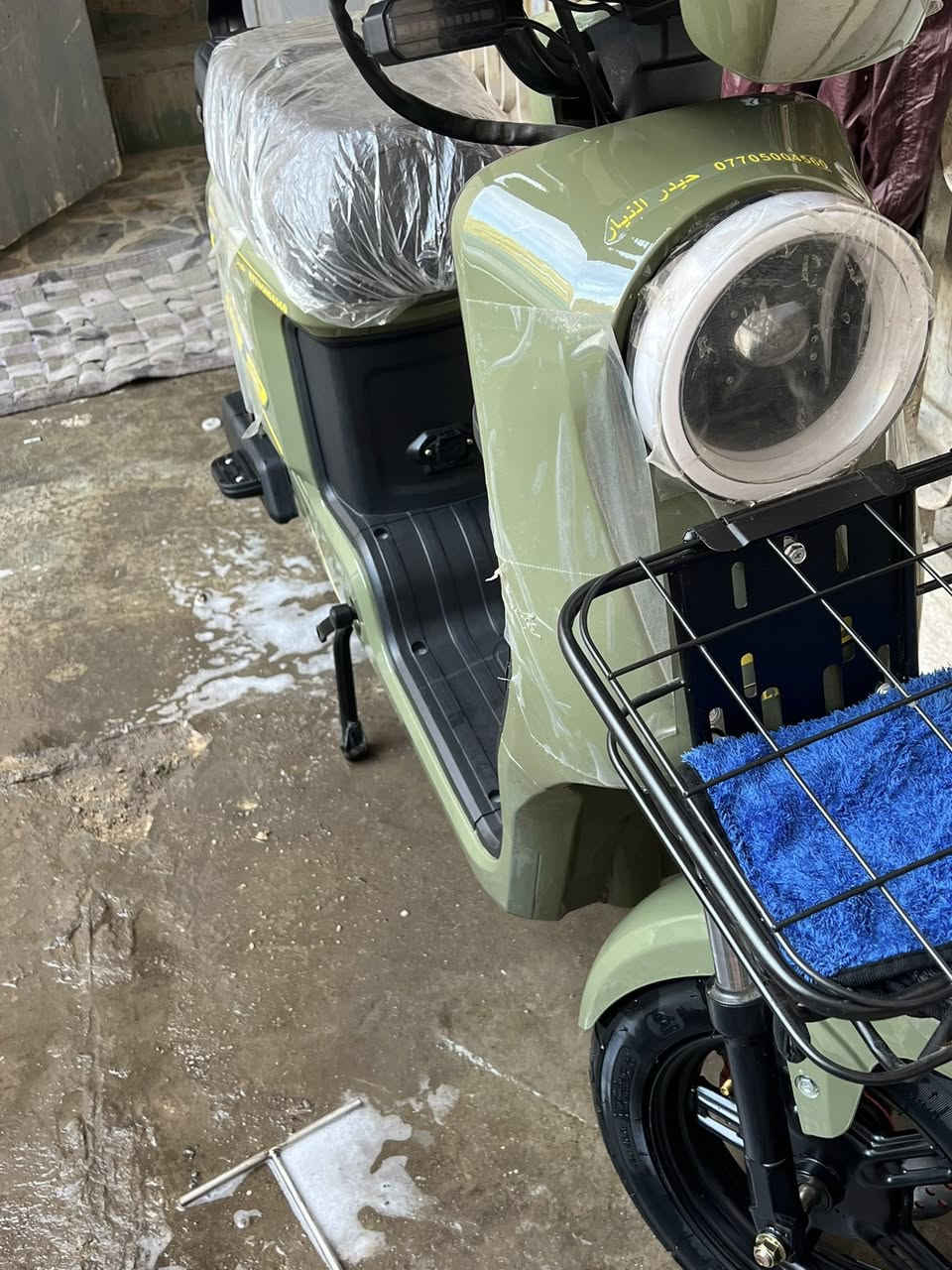 دراجه R9 جديده كلش مصار اقل من شهر ماخذها سعرها 450وبيها مجال📞 ***********
