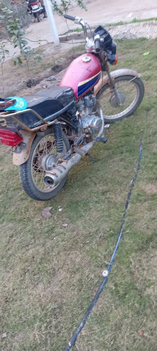 سلام عليكم دراجه اربعه تعمير ٢٣ أوراقه ضايعه يمي  والشراي يتصل  الخاص مغلق ***********
