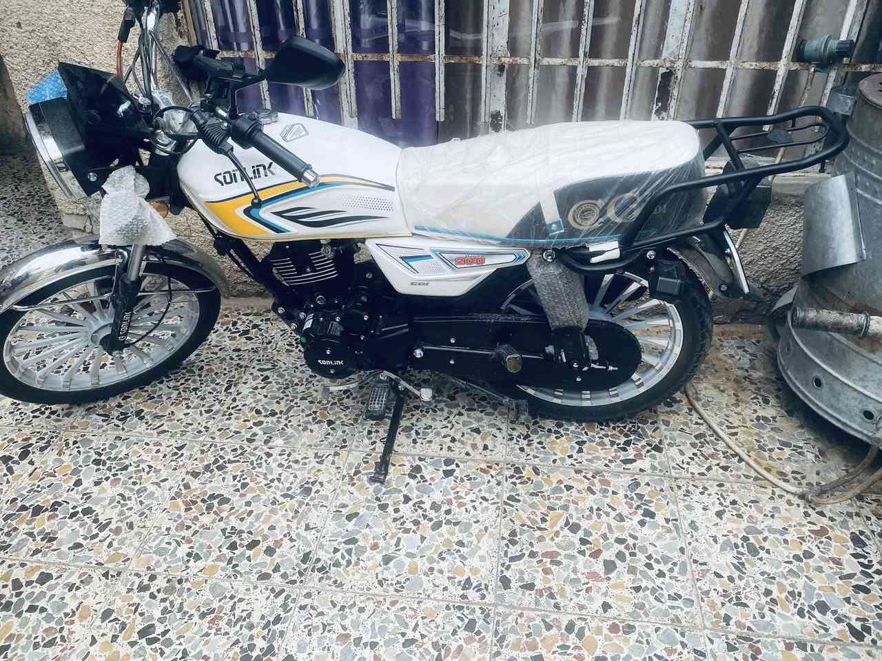 بسبب وعود كاذبه اعيد نشر دراجه جديده للبيع مكاني بلديات تقاطع الكهرباء ***********
