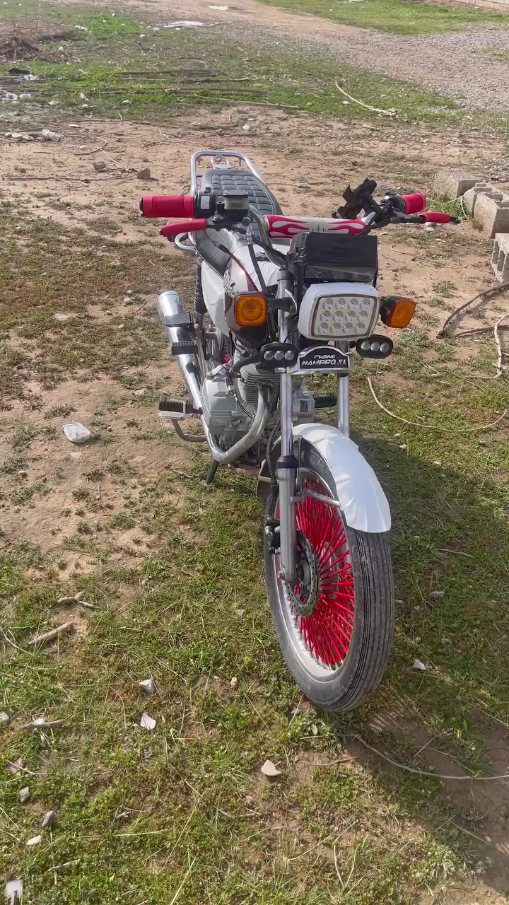 سلام عليكم مأطور نامي برو للبيع مكينه 150 دراجه نضيفه ماناقصهه شي سعر450 وبي مجال مكاني.  جلولاء رقمي***********
